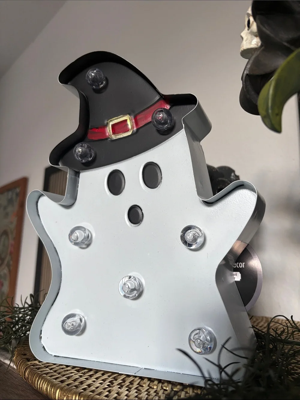 🆕HTF Adorable Marquee Ghost